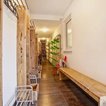 Kristall D Apartment